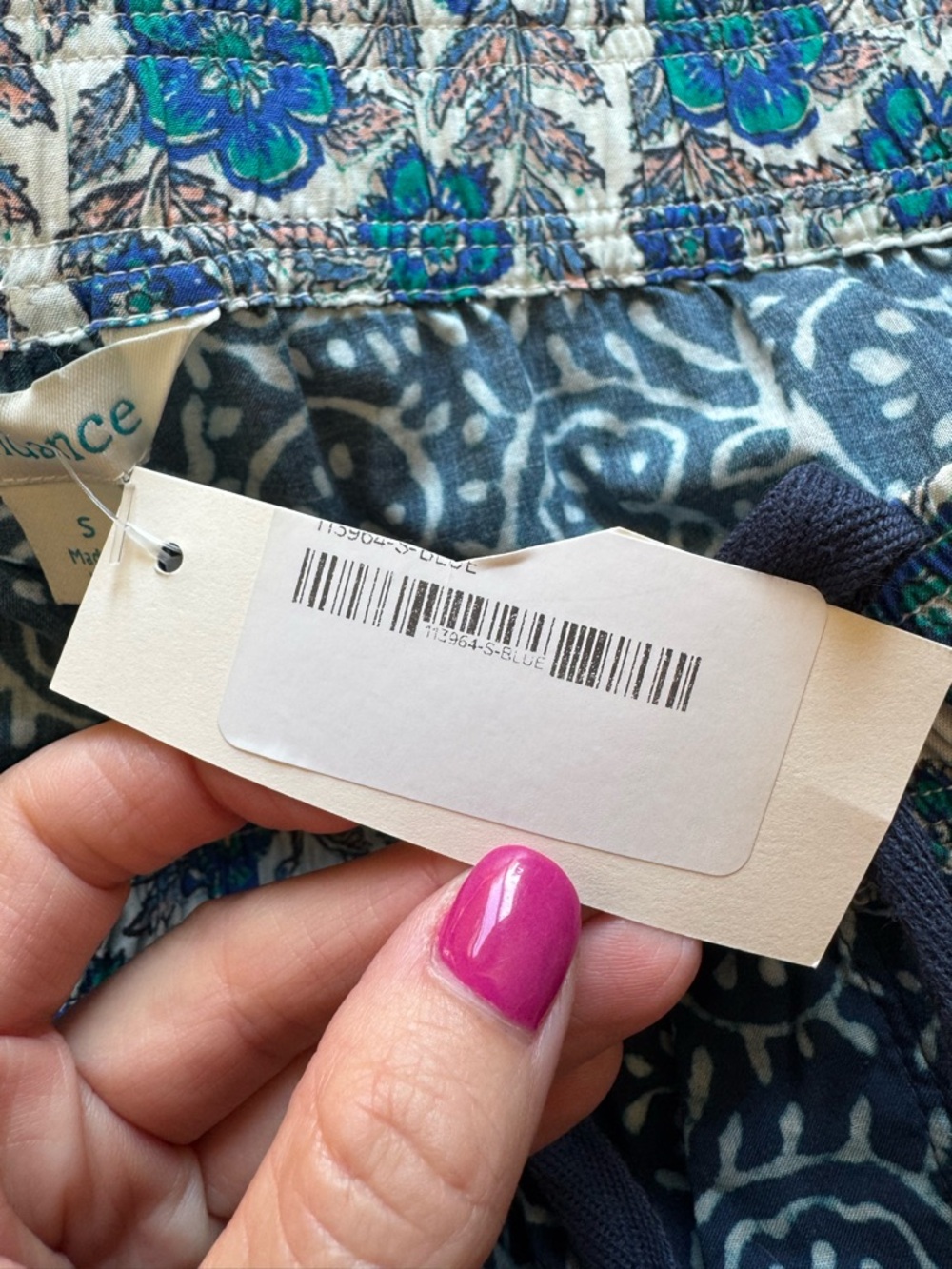 NWT Sundance Kai Two Tone Batik Floral Casual Shorts in Blue Sz Small Boho - Picture 11 of 14